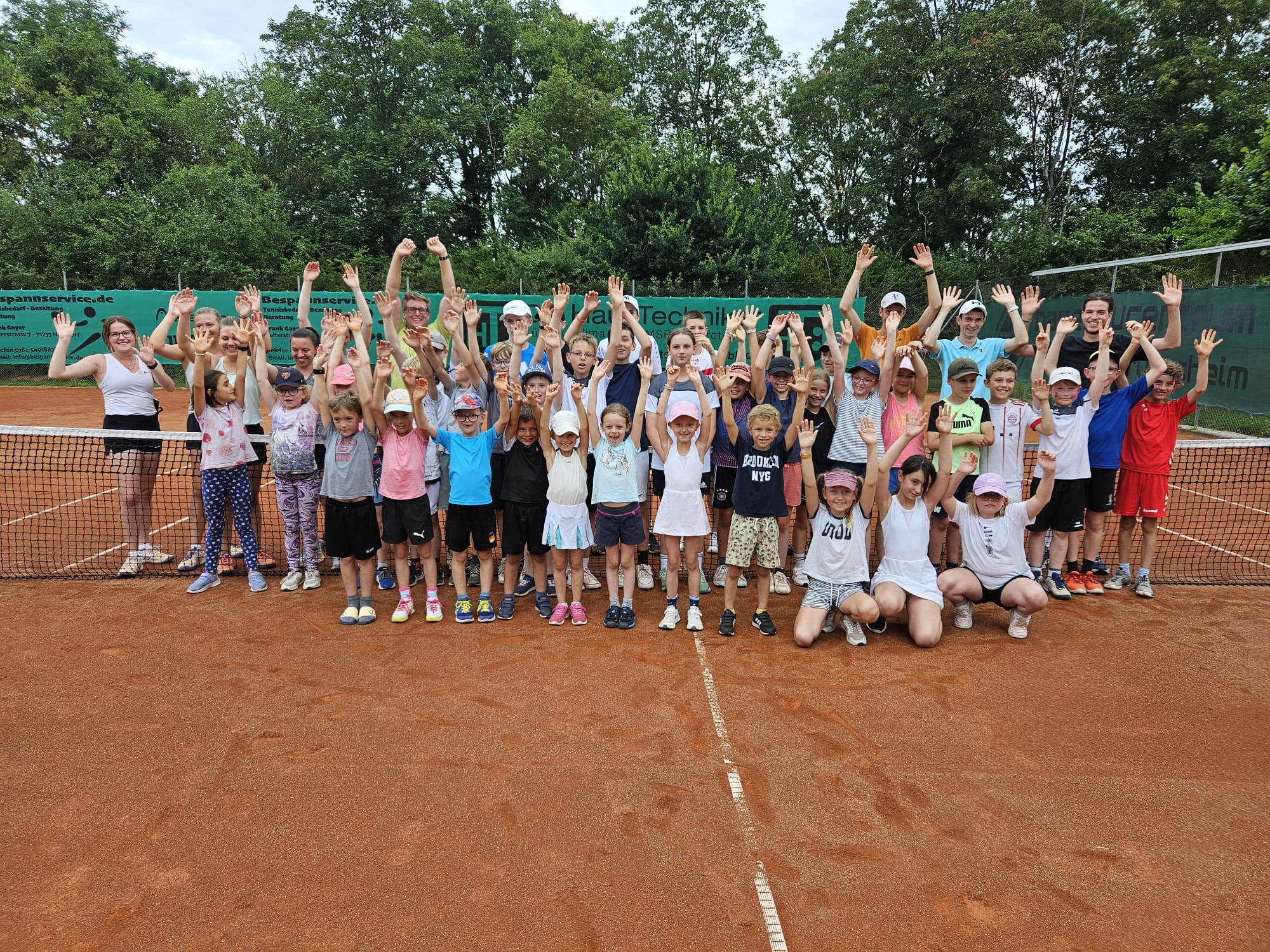 Tenniscamp – Tolles Event inklusive Sommerwetter für 45 Kinder