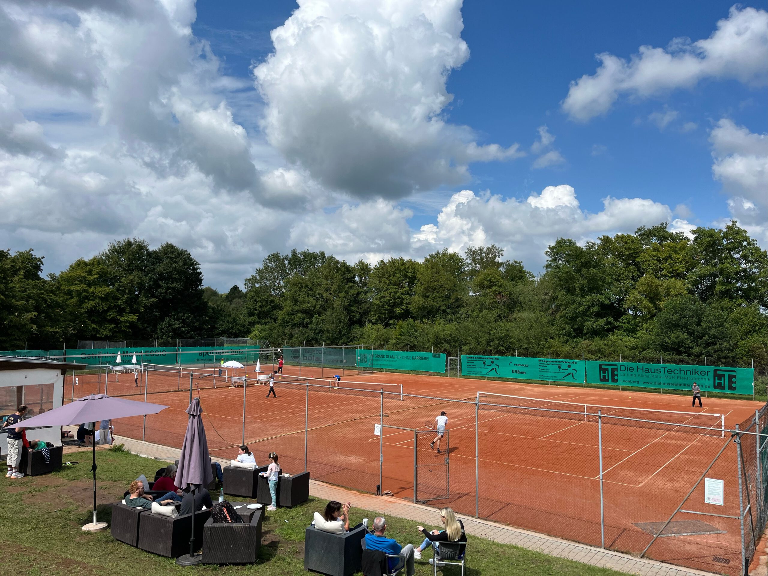Tenniscamp 2025 mit 42 Kindern und Jugendlichen ein voller Erfolg